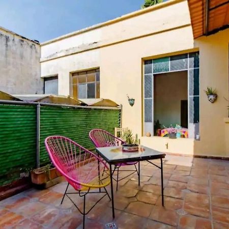 1 Guadalajara Corazon Del Centro Historico Hospedate En Una Casa Antigua En Una Habitacion Sencilla Con Areas Comunes Y Banos Compartidas Екстериор снимка